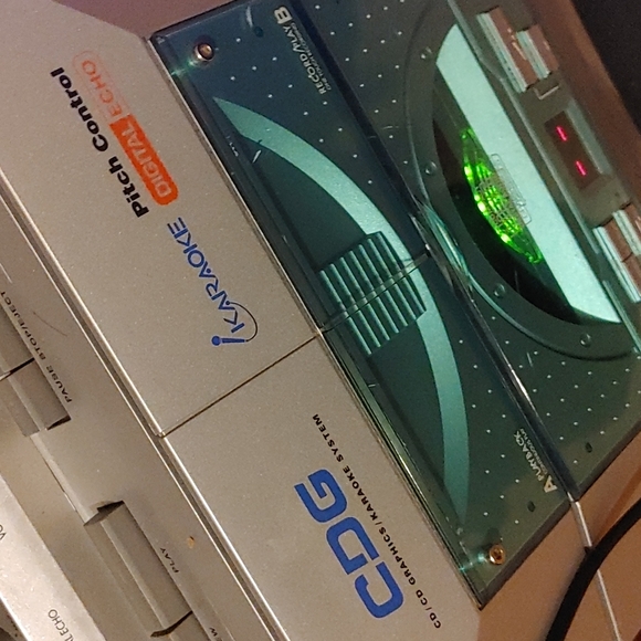 Karaoke Machine SCHOOL PARTY FUN loud speaker - Picture 4 of 8